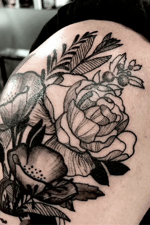 Close up of an upper arm shoulder piece - #closeup #flower #flowers #blackwork #blackandgrey #floral #ornamental #goldcoastaustralia 