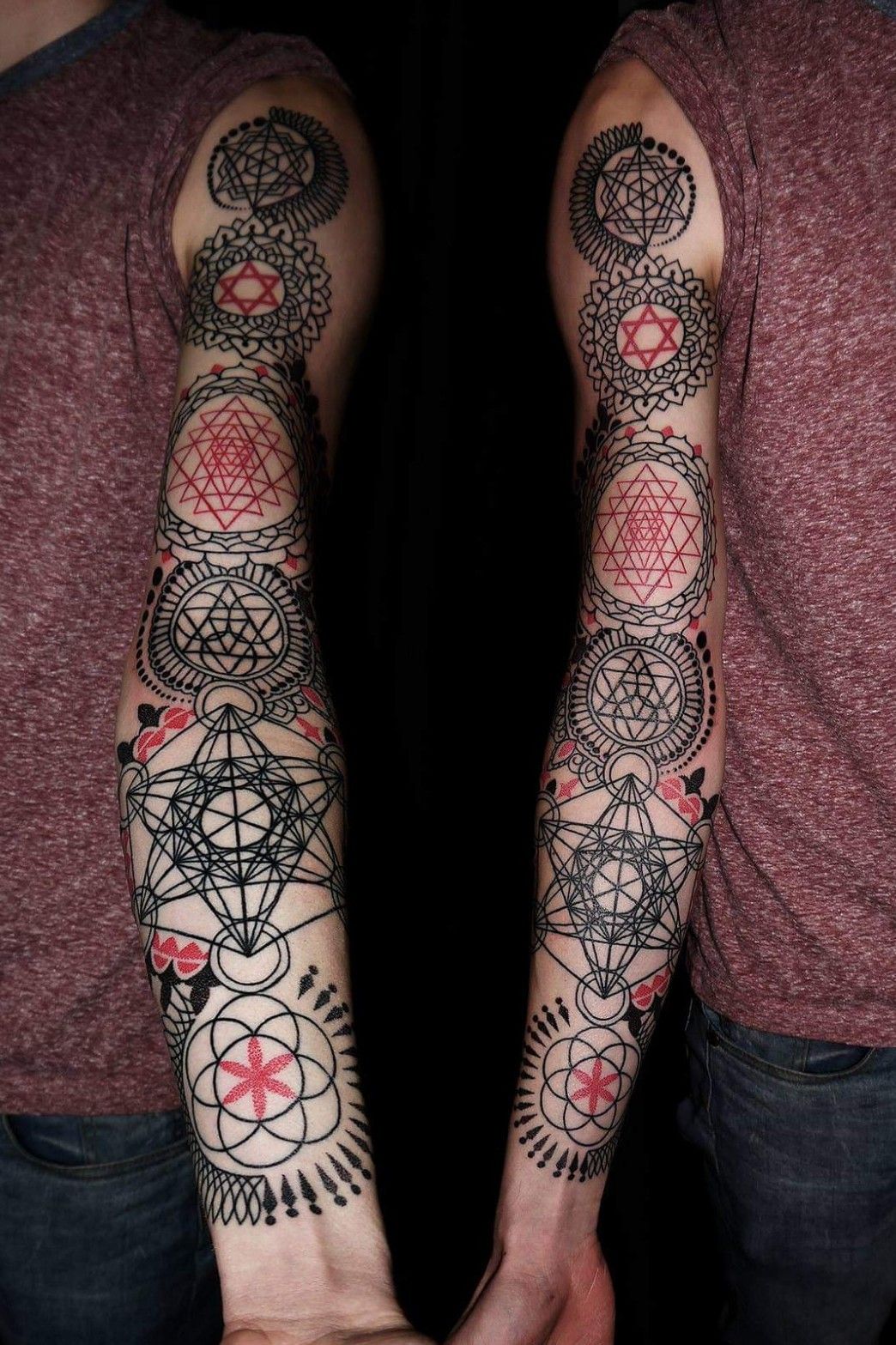 Negative space Metatrons cube tattoo on the left forearm by Matteo  Nangeroni  Geometric sleeve tattoo Geometric tattoo Tattoos