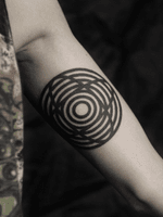 #circletattoo #circles #elipse #elipses #geometric #geometry #geometrictattoos #abstract #blackwork #dotwork #blacktattoo #blackworksubmission #blackworkers #tattoed #blacktattooing #btattoing #blackink #inked #tattoo #gdansk #xystudio