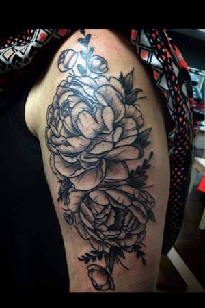Nice floral tattoo design by resident artist XeniaEmail or call the studio for inquiries or bookings.📧Info@iqtattoo.nl📞0183 666 790#iqtattoogroup #tat #tatt #tattoo # tattoos #tattooart  #blackandgray  #blackandgreytattoo  #floral #flowerstattoo #beautifultattoo #ink #inked #inkedup #amazingink #art #gorinchem #netherlands 