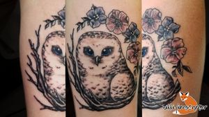 Cute owl with pops of color done during my apprenticeship (August 2018). nikkifirestarter.com #tattoo #bodyart #bodymod #femaleartist #femaletattooist #mnartist #owl #owltattoo #floraltattoo #flowertattoo #cutetattoo