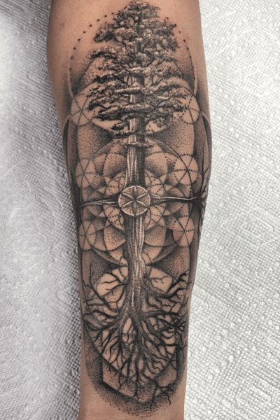 Finished up this tree of life geo forearm. When there’s life there’s death client wanted a flip with the bottom tree. Booking for Feb-Mar. #treeoflife #dotwork #blackandgrey #neotat #neotatmachines #blackwork #bng #peaces #life #inked #guyswithtattoos #arte #hustle #sacredgeometry #geometric #empireinks