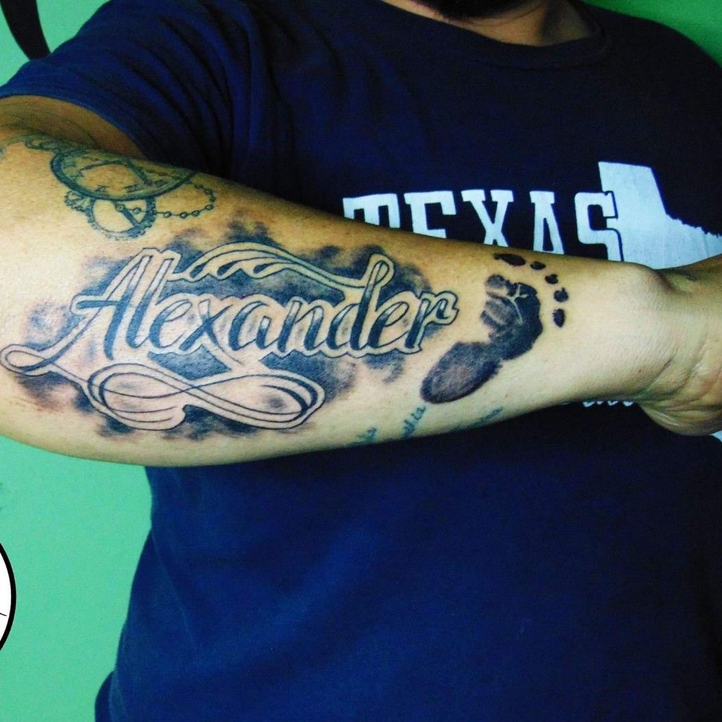 Tattoo uploaded by Alejandro Gonzalez   SAPEREAUDE  Lettering I did a  few weeks ago  Tattoodo