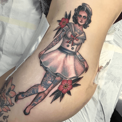 Tattooed pinup - #pinup #girl #tatsontats #traditional #neotraditional #JeanLeRoux #color #sailor #london 
