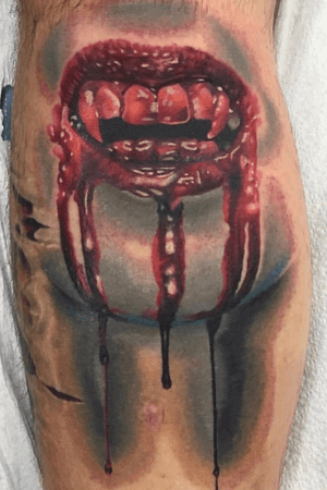Realistic color vampire mouth by justin 