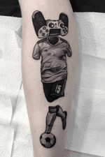  #art #tattooartist #tattoo #tattoos #graphic #ink #inked #tattooed #tattooer #tattooart #photooftheday #blackwork #illustation #tattoopeople #tattoolife #fifa #Football 