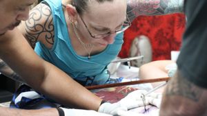 Hand-Tap/ Tatau #tribaltattoos #tribaltattoo #tribal #Tatautattoo #tatausamoa #tatau #handpoke #blackwork #BlackworkTattoos #MyBodyMyDecision #suluapetatau #samoantattoos #samoan #samoantattoo #handtappedtattoo #handpoke #tattoo #tattoodo #ink #tattoos #art #inked #tattooart #tattooed #tattooartist #me #tattooist #tattooing #tattooer #tattoolife #tattoodesign #tattoostyle #tattooink #tattoomodel #tattoolove #blackwork #artist #tatuagem #tattoostudio #tattooflash #tattooworkers #tattooshop #love #artwork #tattooideas #bhfyp