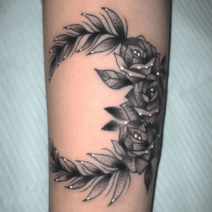 by Alexus Oropeza, @Breadcrusts on IG, Portland OR. Crescent moon shaped floral #portland #PortlandOregon #pdxtattoo #vancouver #vancouverwa #flowers #dotwork #stippling #highlights #forearm #pdx #breadcrusts 