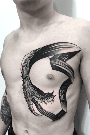 #art #tattooartist  #tattoo #tattoos  #graphic #ink #inked #tattooed #tattooer #tattooart #photooftheday #blackwork #illustation #tattoopeople #  #tattoolife  #night #uroboros #snake 