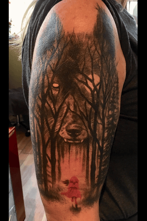 Healed photo of the big bad wolf.                                                     #redridinghood #fantasy #grim #dark #wolf #blackandgrey #tree #BigBadWolf #halfsleeve #milwaukee #Wisconsin #chicago #tattooartist #red #redandblack #Tattoodo #tattooart #tattoo #animal 