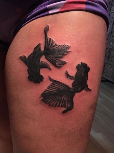 Black moors for a pisces. #fish #black #blackmoors #goldfish #blackandgrey #Pisces #tattoo #tattooart #tattooartist #zodiac #thightattoo #milwaukee #Wisconsin #chicago #dark #illustrative #realism 