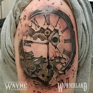 Lil one session cover up this afternoon! #colortattoo #coveruptattoo #wonderlandkitchener  #wonderlandstudioskw @wonderlandtattoostudioskw www.wonderlandstudioskw.com