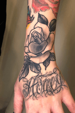 #rose tattoo @ssab_tattooer #scripttattoo #chicanoletters #tattoomodels #koreatattoo #seoultattoo
