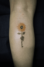 #sunflower #colors #flower #flowers #flowerstattoo #sunflowertattoo #realism 