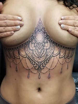 Ornamental mendhi inspired underboob, 1st session #ornamentaltattoo #underboobtattoo #nyctattooer #linework 