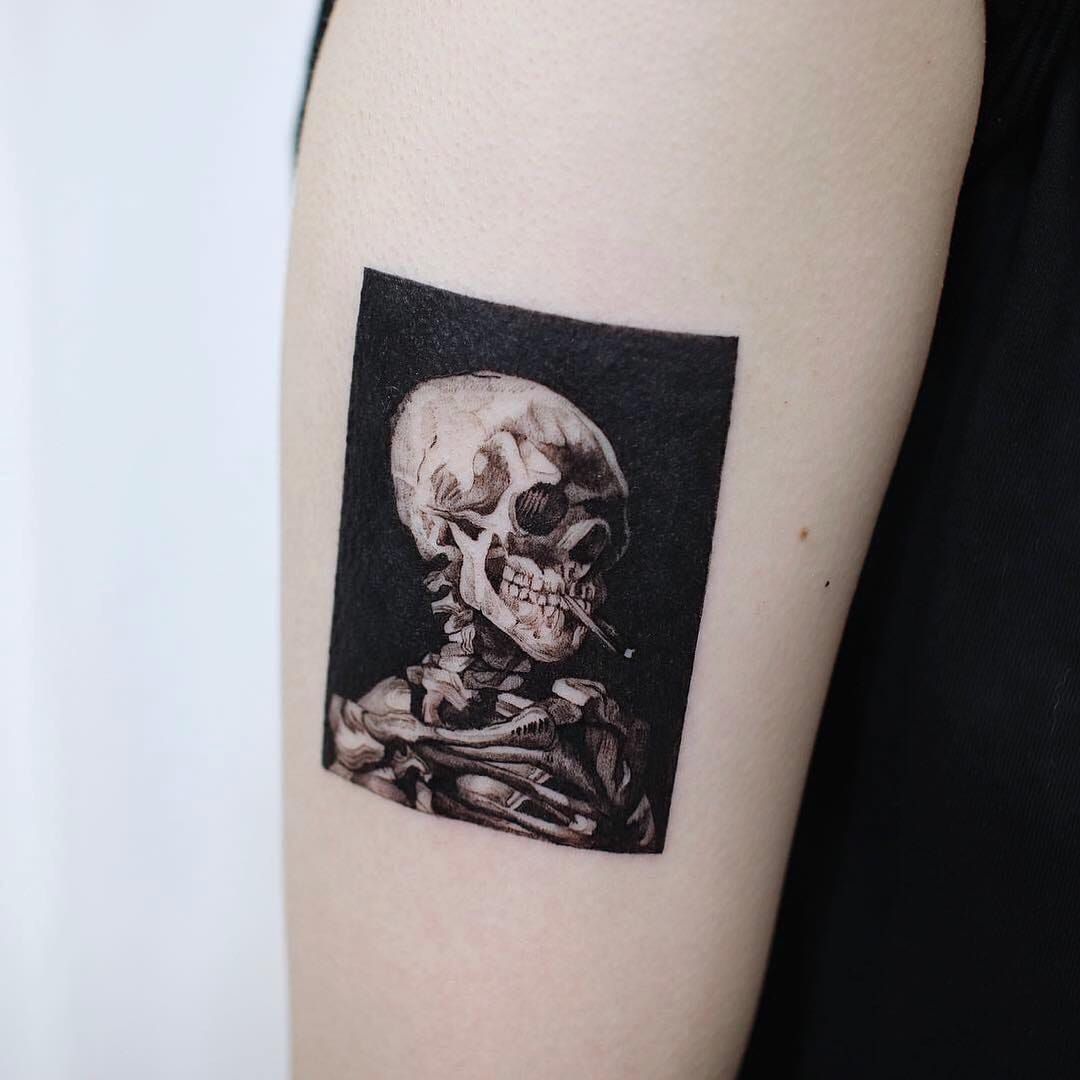 Minimalist Line Skull Tattoo Idea