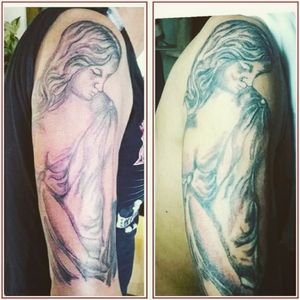 #madonna #ikone #beten #kranz #rosenkranz #nonne #kirche #tattoo #tattooedgirl #tattoo artist #tattooedwoman #wade #followme #followme #follow #tattoodo #frisch #healed ##engel 