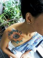 Flower tattoo #tattoos #flowerstattoos #art #fullcolor 