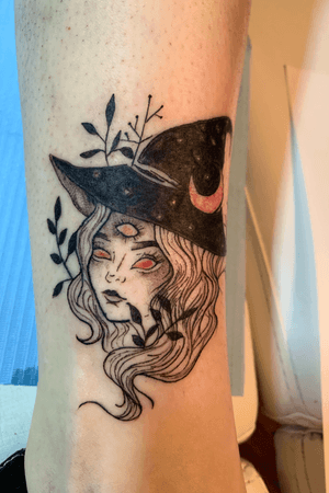 #witch #thirdeye #blackandgrey #peppershade #moon #plant #tattooartist #tattooart 