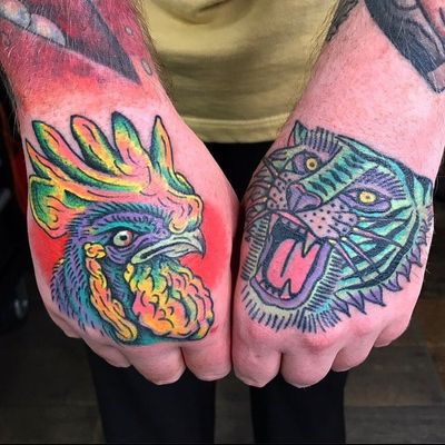 Tattoo by Robert WIlden aka Deathsure #RobertWilden #Deathsure #color #traditional #psychedelic #tiger #rooster #handtattoo #animal #nature #junglecat #cat #kitty