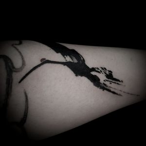 Crane birdBrush stroke tattoo, Email : hanutattoo@gmail.com , IG :hanu_tattoo #tattoo #tattoodo #brushstroke #blackwork #blackworktattoo #hanutattoo #korea #Seoul 