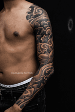Japanese tattoo NYC. @bardadim.studios  #japanesetattoo #japaneseink #inked #japanesesleeve #koitattoo #koisleeve #asiantattoo #irezumi #wabori #traditionaltattoo #irezumicollective #magicmoonneedles #fitnessmotivation #fitness #tattoovideo #nyctattoo #tattoovideos #ttt #wtt #tttism #tattoo #tattooartist #tattooideas #blackandgreytattoo #colortattoo #tattoodo #tat  