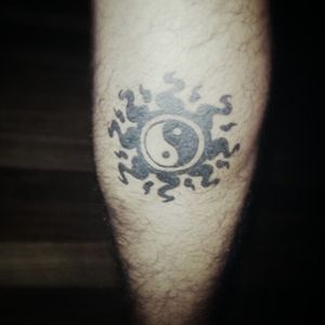 Recuerdos que no se borrarán jamas.#tatto #tatuaje #inklife #sun #yingyang 
