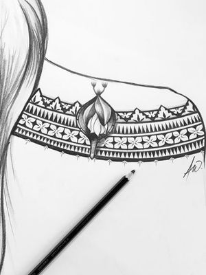 Women's back shoulder tribal tattoo