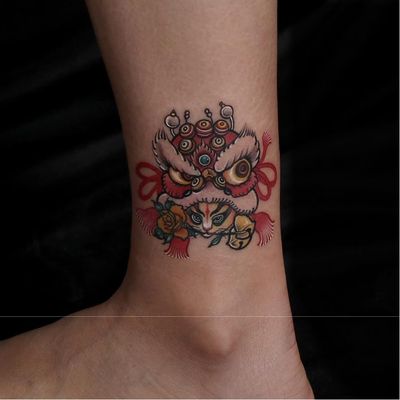 Tattoo by Heisong #Heisong #ChineseTattoos #ChineseNewYear #LunarNewYear #Chinese #chineseart #China #cat #shishi #foodog #bells #rose #color