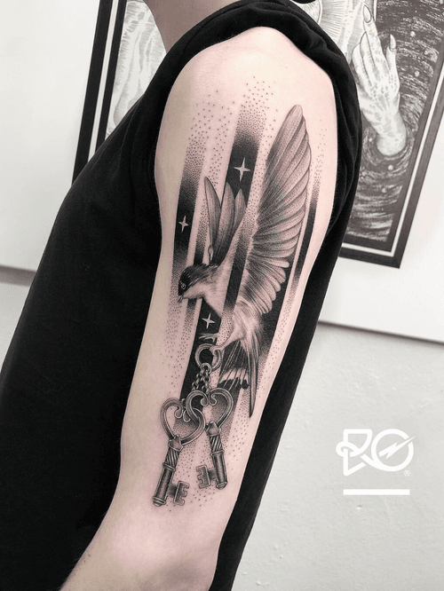 By RO. Robert Pavez • Keys of the Soul • Done in studio ZOI TATTOO • Stockholm 🇸🇪 2019 #engraving #dotwork #etching #dot #linework #geometric #ro #blackwork #blackworktattoo #blackandgrey #black #tattoo #fineline