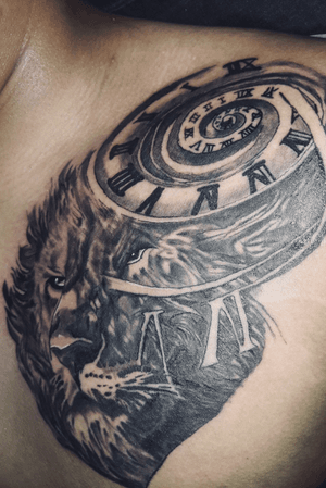 Lion compass , “CLAY ALVER INK TATTOO”