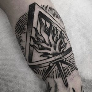 Dane – Traditional – Old School Tattooing http://theburningeyetattoo.com/