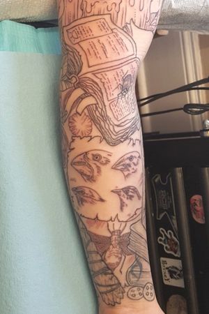 Linework for the Darwin section of a book sleeve #tattoo #tattoolife #tattooart #saniderm #envyneedles #rosewatertattoo #tattoos #tattooartist #art #ink #inked #lynntattoos #inkedmag #portland #portlandtattooers #portlandtattoo #pdx #pdxartists #pdxtattooers #pdxtattoo #tattooed #tatsoul #fusiontattooink #fkirons #bestink #vegan #tattoosnob #stencilstuff #crueltyfree #eternalink