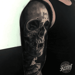 Skull by MIKE !!!! 