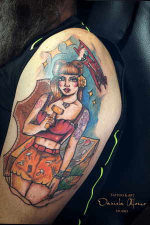 Leather artist pin up girl. This is a very special design for my dad who is the most amazing craftman and artist. #sadlery #leather #pinup #pinupgirl #colortattoo #girl 