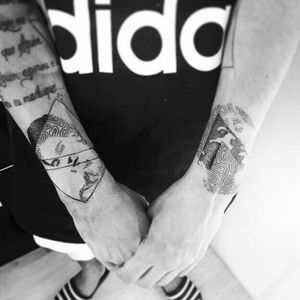 #tattoo #tattoos #tat #ink #inked #tattooed #tattoist #coverup #art  #instaart #instagood #photooftheday #tatted #instatattoo #bodyart #tatts #tats #amazingink #tattedup #inkedup #udesc #tattoofloripa #zerotattooestudio #2pactattoo #2pac #frida #fridakahlo #fridatattoo 