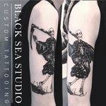 The Fool. Thanks dude @connorbelger  Info/appointments: 📬 info@blackseastudio.nl ☎ +31(0)6 34 97 24 98 🏠 Voorstraat 18, Woerden, The Netherlands 💻 www.blackseastudio.nl - #blackseastudio #blacksea #woerden #utrecht #thenetherlands #tattoo #tattoos #skulltattoo #skull #blackandgreytattoo #tattooartist #tattooarts #intenzetattooink #critical #criticaltattoo #criticaltattoosupply #fkirons #tattooland