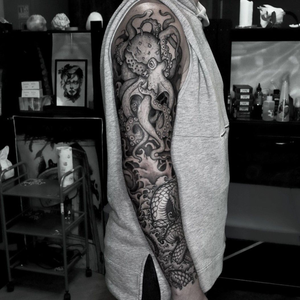 Aeolus and Black Sea  Tatuajes Tatoo Tatuar