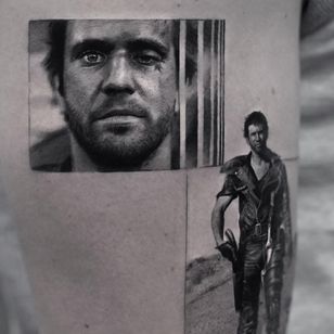 Tatuaje de Inal Bersekov #InalBerskov #movietattoos #filmtattoos #movie #film #blackandgrey #realism #realistic #hyperrealism #MadMax #MelGibson #portrait