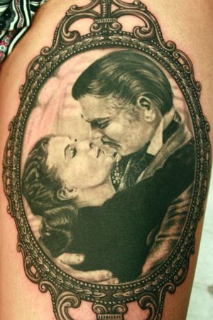 #gonewiththewind #movietattoo #blackandgrey #portraittattoo #thightattoo #realistictattoo 