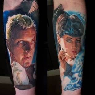 Tatuaje de Amy Edwards #AmyEdwards #movietattoos #filmtattoos #movie #film #color #realism #realistic #hyperrealism #BladerRunner #portrait #Rachael #SeanYoung #RoyBatty #RutgerHauer #smoke #dove
