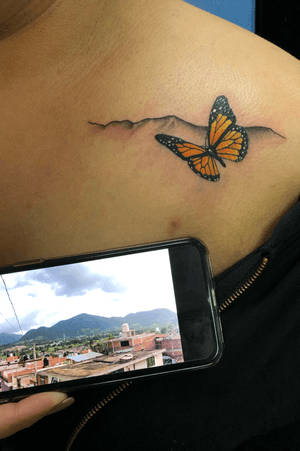 Small monarch butterfly for chicago ink’s very own Alejandra, our service front desk manager 