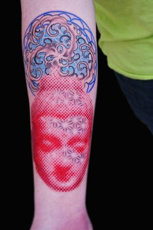 Did one from my custom halftone style - with #buddha and #fingerwaves and #yantra - thank you for looking. #geometrictattoo #kolkatatattoo #indiatattoo #buddhism #buddhatattoo #obitattoo #halftone #customtattoo #dotworktattoo #dotwork #colortattoo #tattoooftheday #tattoomagazine #offthemap #germany #mannheim #sweden #luxembourgtattoo #Tattoodo #tattoooftheday 