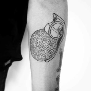 #tattooart #tattooapprentice #tattooartist #tattoo #tattoobrasil #granade #tattoogranade #amafiaskateboard