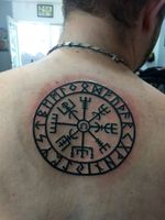 Viking, vegvisir, runes, runas, vikingo, espalda, omegs 