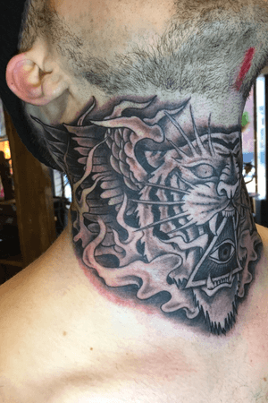 Traditional style tiger head & wings by Kev 