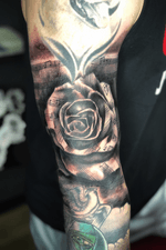 Music rose #rose #tattooartist #blacklisted#music #musictattoo #blackandgrey#ink 