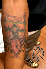 #pitbull #pitbulltattoo #dog #dogtattoo #piercing #piercings #sunglasses #tattooartist #color #colorful #colortattoo 
