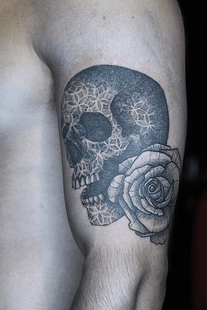 Tattoo by Cavalera Art & Tattoo