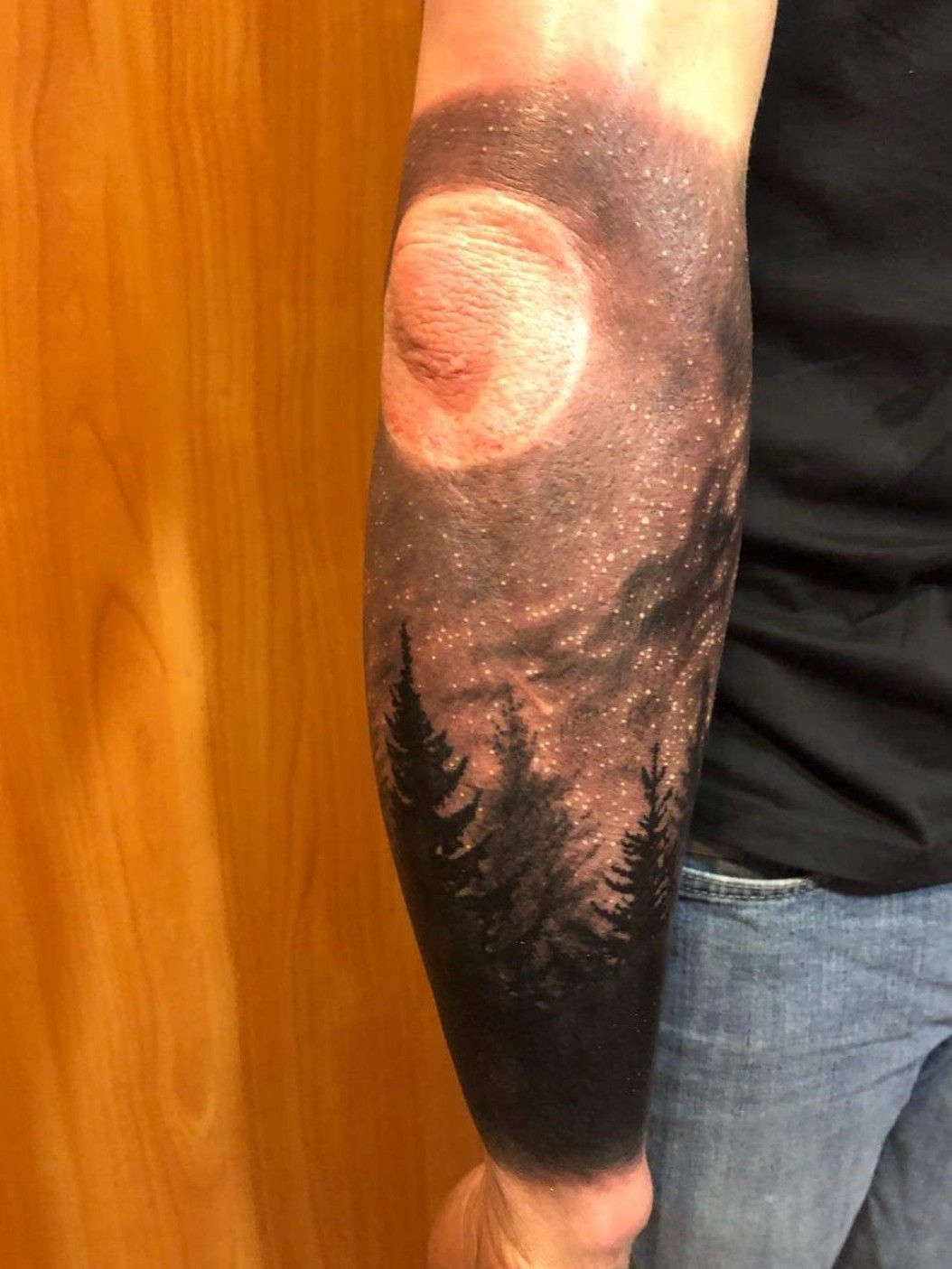 Steve owner and CEO of FBI Tattoo London on Twitter Meteor Shower done  by Niki fbitattoolondon tat ink arttattoo tattoo letsgetinked  tattoomenow meteor asteroid tattooartist colour  httpstco32zkIgaSH7  Twitter